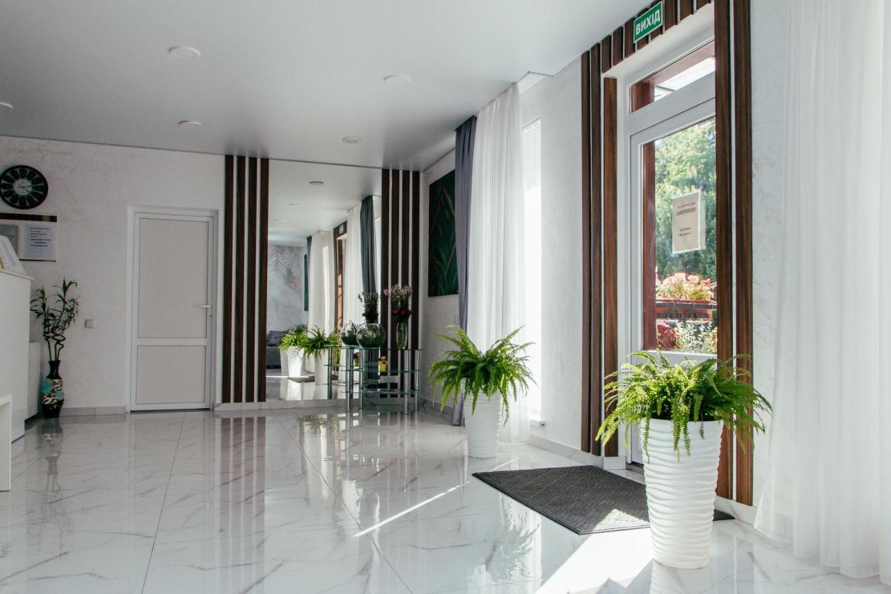 Гостинний Двір "Марія" Hotel Kropyvnytskyi Ngoại thất bức ảnh