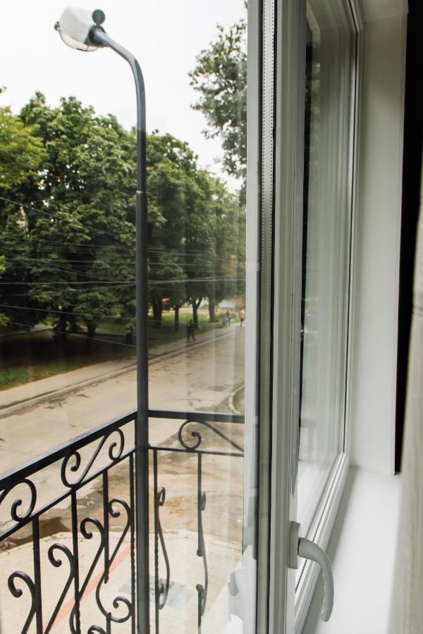 Гостинний Двір "Марія" Hotel Kropyvnytskyi Ngoại thất bức ảnh
